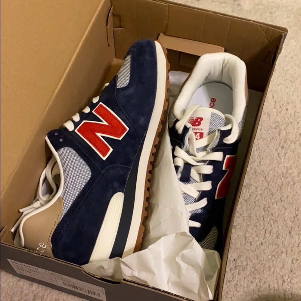 NIB new balance men’s sneakers